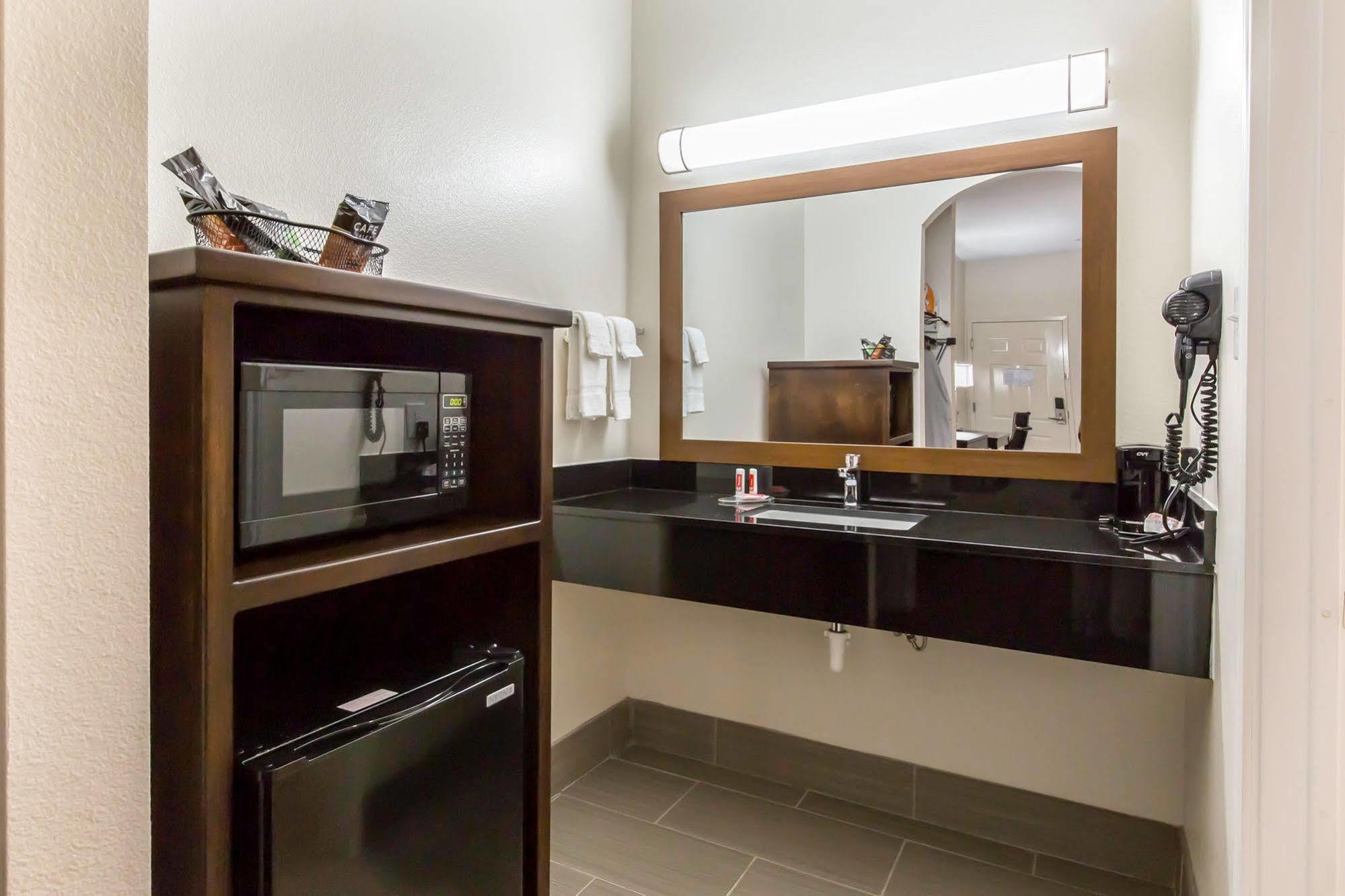 Econo Lodge Inn&Suites Spring - Houston North Esterno foto