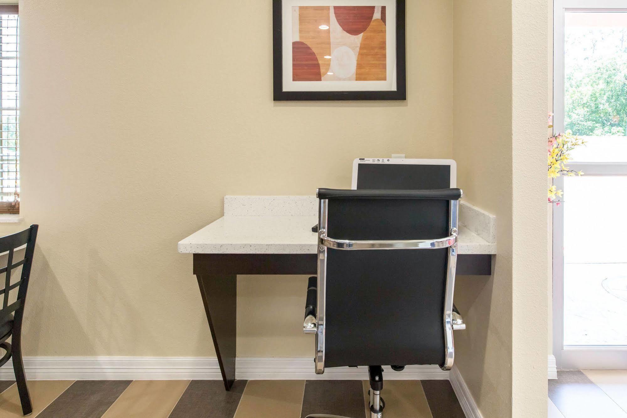 Econo Lodge Inn&Suites Spring - Houston North Esterno foto